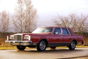 Lincoln Town Car I
