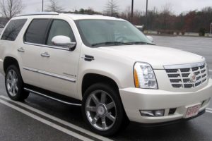 Cadillac Escalade III (GMT900)